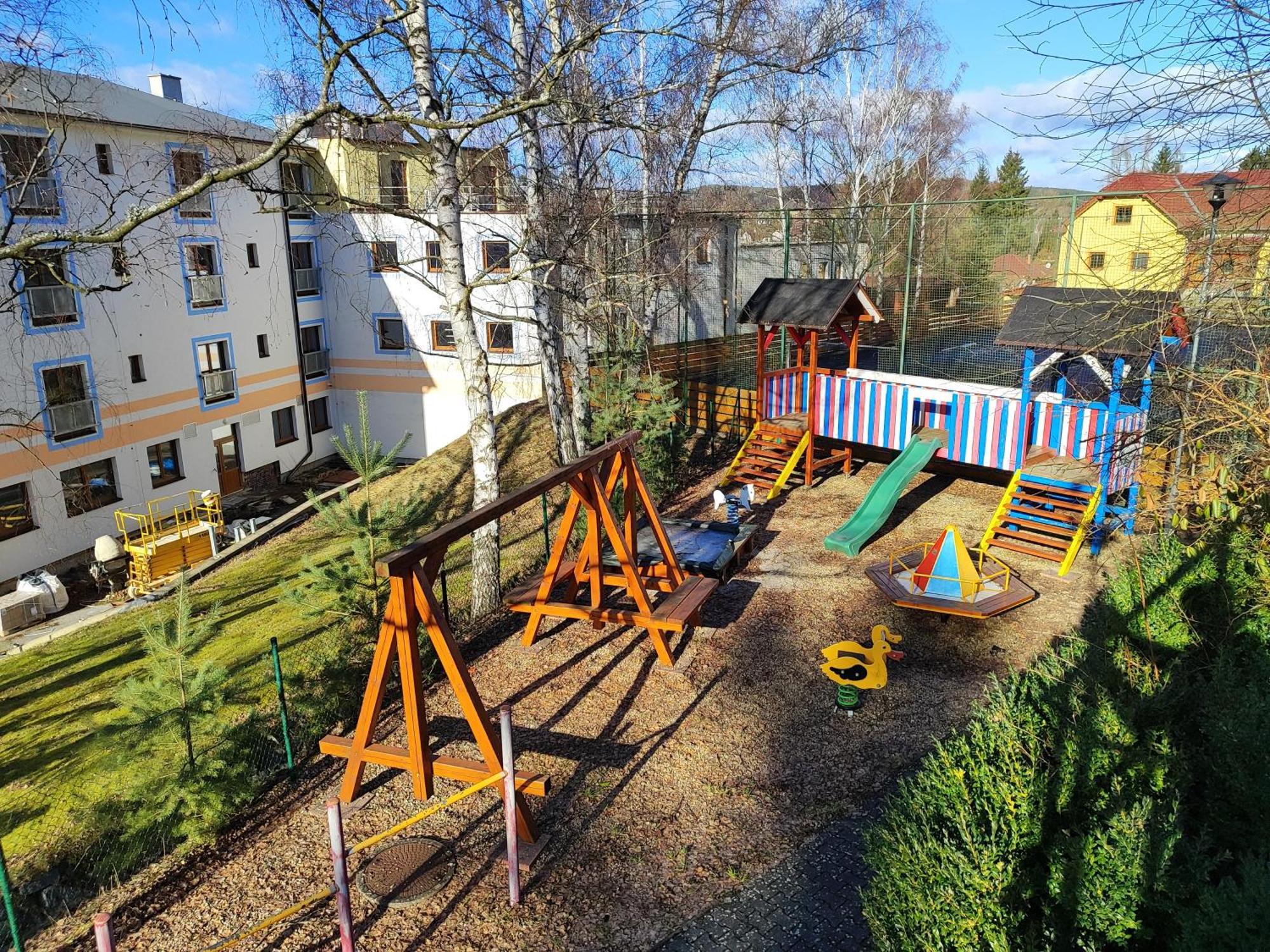 Chaty Kolodeje - Ubytovani U Reky V Soukromem Arealu-Orange Kolodeje nad Luznici Екстер'єр фото